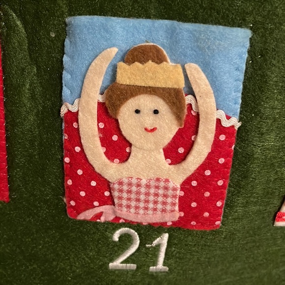 Pottery Barn Kids Advent Felt Calendar - Like New! - Picture 10 of 15
